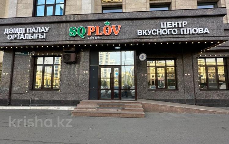 Свободное назначение, офисы, магазины и бутики, общепит, салоны красоты, медцентры и аптеки, образование, развлечения · 335 м² за 345 млн 〒 в Астане — фото 2