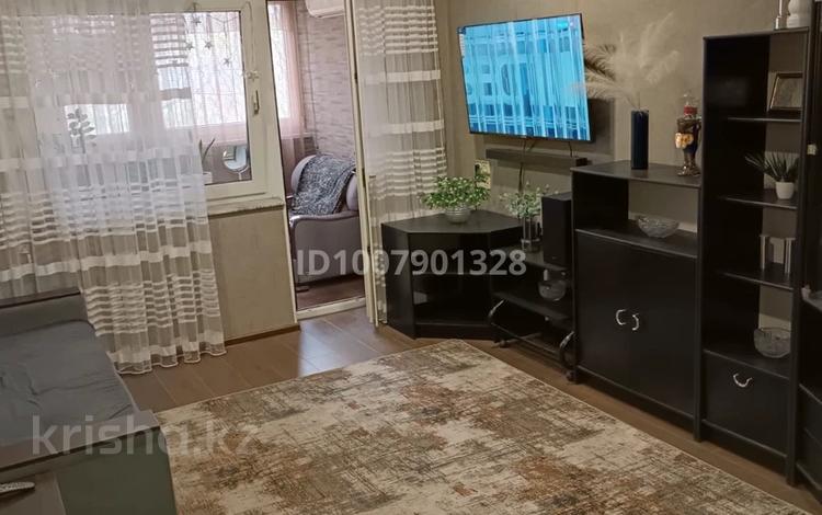3-бөлмелі пәтер · 60 м² · 2/4 қабат, Калдаякова 1/3, бағасы: 35 млн ₸ в Шымкенте, Абайский р-н — фото 2