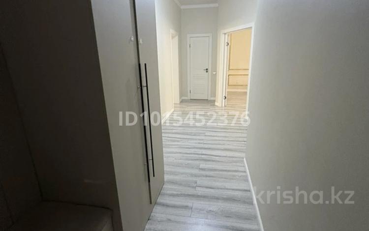 2-комнатная квартира · 80 м² · 2/5 этаж, мкр. Алтын орда, Саздинское лесничество 228В за 250 000 ₸ в Актобе — фото 2