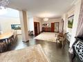 6-бөлмелі пәтер · 400 м² · 6/6 қабат, Есенберлина 155, бағасы: 285 млн ₸ в Алматы, Медеуский р-н — фото 2