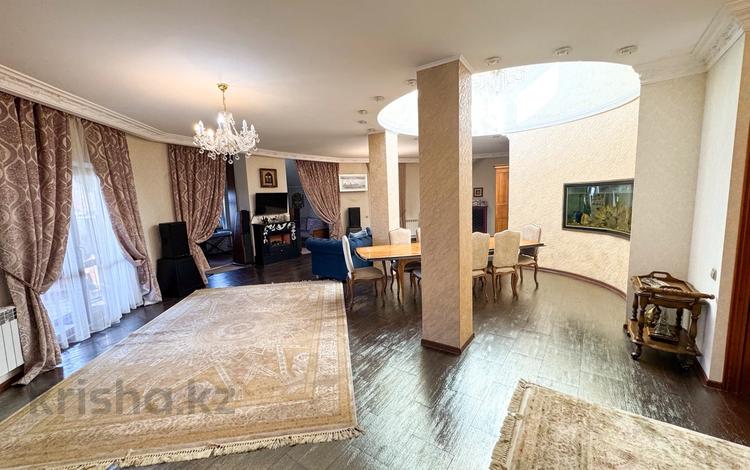 6-бөлмелі пәтер · 400 м² · 6/6 қабат, Есенберлина 155, бағасы: 285 млн ₸ в Алматы, Медеуский р-н — фото 3