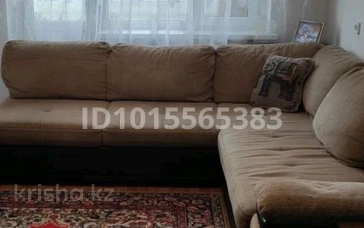 1-бөлмелі пәтер · 34 м² · 3/5 қабат, 1 ш/а 100 — Тургенева, рядом с историческим факультетом, бағасы: 150 000 ₸ в Актобе, мкр 5 — фото 2