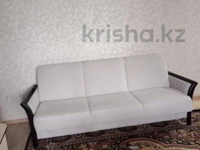 3-комнатная квартира · 59.9 м² · 4/5 этаж, Михаэлиса 2 за 27 млн 〒 в Усть-Каменогорске