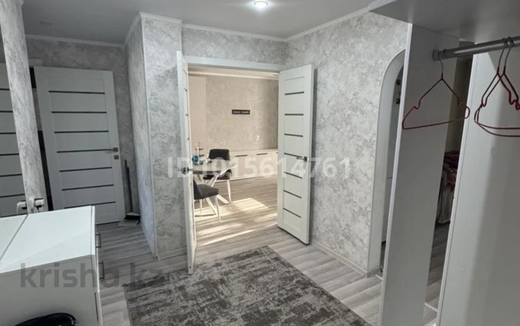 2-комнатная квартира · 56 м² · 2/2 этаж, Тауелсиздик 120 — Центр,две школы рядом ,первая поликлиника за 200 000 ₸ в Затобольске (Тобыле) — фото 2