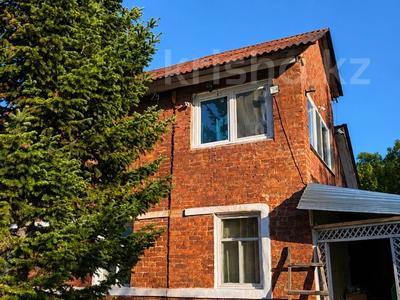 Саяжай · 5 бөлме · 68 м² · 8.5 сот., Алтайский Строитель, р-н Прохладной, бағасы: 16 млн ₸ в Усть-Каменогорске