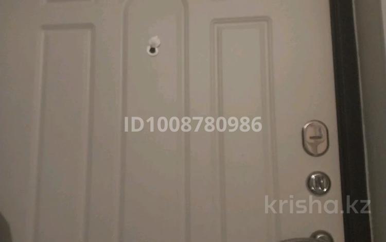 2-бөлмелі пәтер · 57.1 м² · 1/9 қабат, Райымбек батыра 275 — Напротив Магнум, бағасы: 30 млн ₸ в  — фото 2