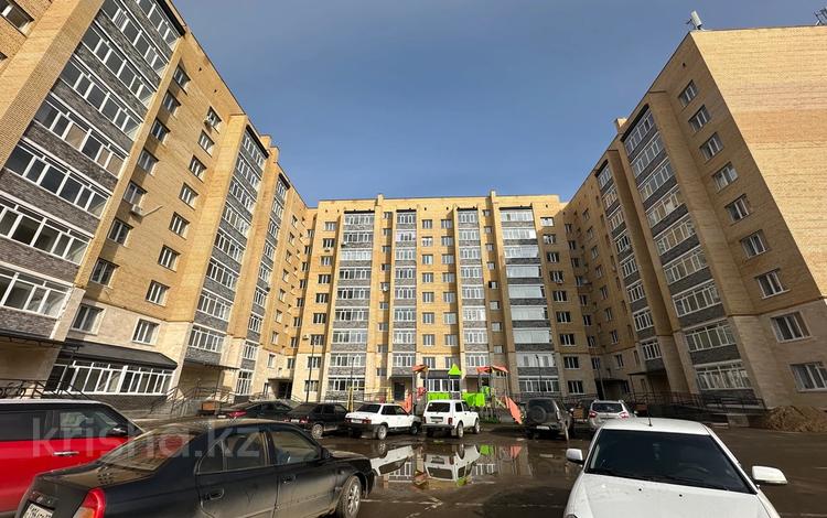 2-комнатная квартира · 80.8 м² · 1/9 этаж, Оракбаева 1 за 31 млн ₸ в Уральске — фото 2