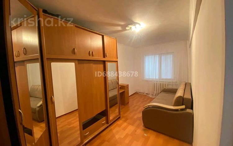 2-комнатная квартира, 44 м², 1/5 этаж помесячно, Абая 17