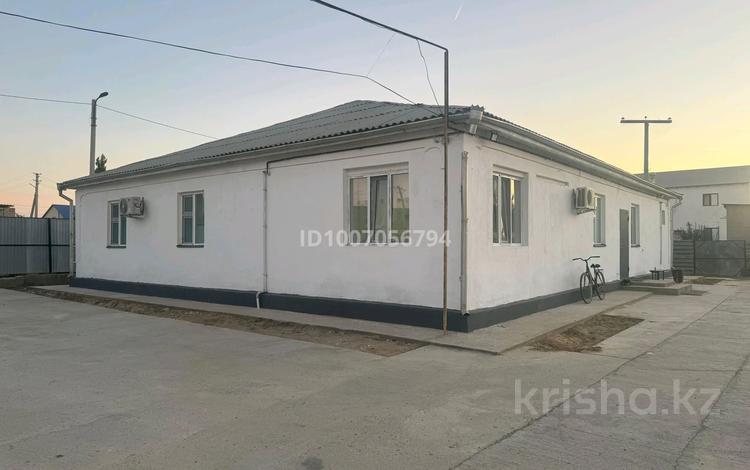 Отдельный дом · 4 комнаты · 200 м² · 10 сот., Саді дүйсенбеков 6 — Мешіт орталық делюкс мейрамханасы за 35 млн ₸ в Кульсары — фото 2