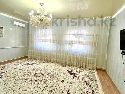 Отдельный дом · 4 комнаты · 100 м² · 100 сот., Рахат-3-25 17 — 21Мектепке жакын,Садик жанында,Асфальтка жакын за 18 млн ₸ в Жанаозен