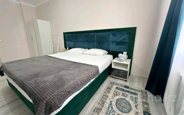 2-бөлмелі пәтер · 55 м² · 13/19 қабат, 7-ш/а., Мкр.7а 20, бағасы: 20 000 ₸ в Актау, 7-й мкр — фото 4