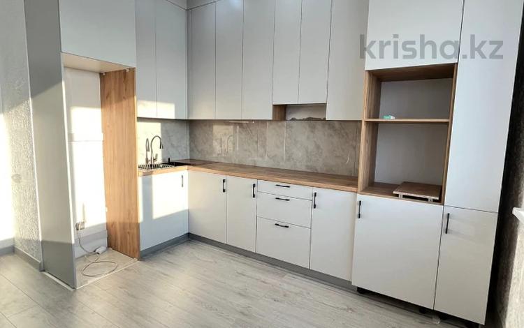 1-комнатная квартира · 45 м² · 6/8 этаж, мкр. Алтын орда за 18.7 млн ₸ в Актобе — фото 2