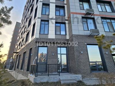 3-комнатная квартира · 64.7 м², улица Фаризы Онгарсыновой 8/1 за 62.5 млн ₸ в Астане, Есильский р-н
