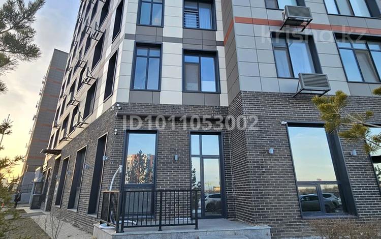 3-комнатная квартира · 64.7 м², улица Фаризы Онгарсыновой 8/1 за 62.5 млн ₸ в Астане, Есильский р-н — фото 2