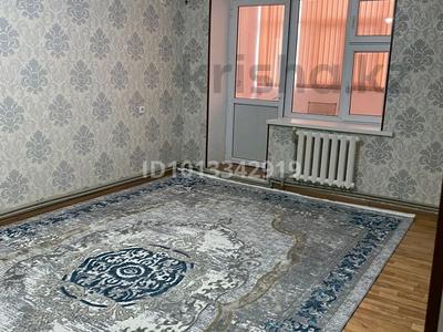 Ұзақ мерзімге үш бөлмелі квартира…, Астана 2 50 в — Ұлан магазин қасында в 