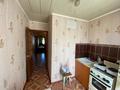 3-бөлмелі пәтер · 62 м² · 4/5 қабат, 14-шағынаудан 1, бағасы: 12 млн ₸ в Караганде, Алихана Бокейханова р-н — фото 8