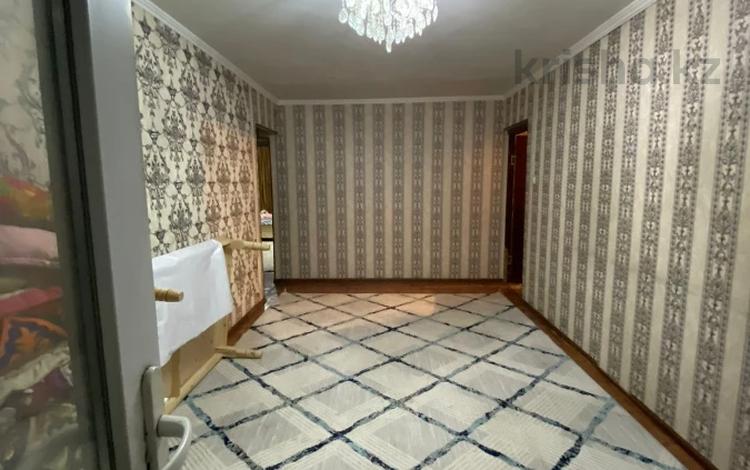 3-бөлмелі пәтер, 60 м², 3/5 қабат, Алии Молдагуловой, бағасы: 18.5 млн 〒 в Шымкенте, Аль-Фарабийский р-н — фото 6