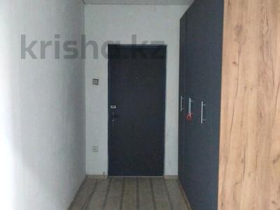 Продажа квартир в Западно-Казахстанской обл.: 2-комнатная квартира · 52 м² · 8/9 этаж, 4 микр 22 за 18.5 млн 〒 2-комнатная квартира · 52 м² · 8/9 этаж, 4 микр 22 за 18.5 млн 〒 в Аксае