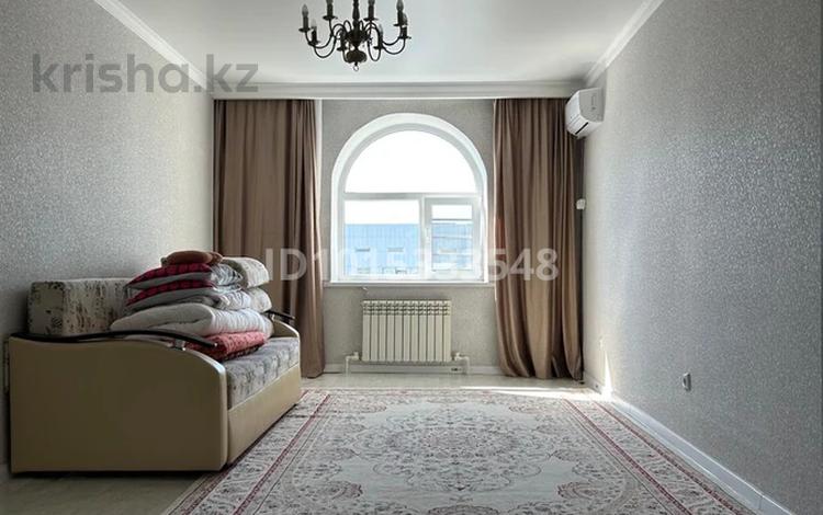 1-комнатная квартира · 54 м² · 10/10 этаж, мкр. Алтын орда, Мангилик Ел 20, 20 к1-2 за 160 000 ₸ в Актобе — фото 2