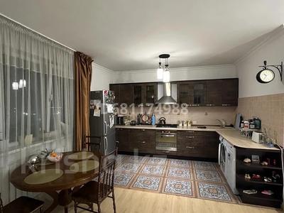Продажа квартир в Алматы: 2-комнатная квартира · 88 м² · 5/5 этаж, мкр Думан-2 17 за 49 млн 〒 2-комнатная квартира · 88 м² · 5/5 этаж, мкр Думан-2 17 за 49 млн 〒 в Алматы, Медеуский р-н