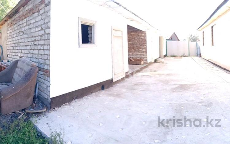 Отдельный дом · 3 комнаты · 100 м² · 4 сот., Лиманная 14 а — Дальная за 13 млн ₸ в Семее — фото 3