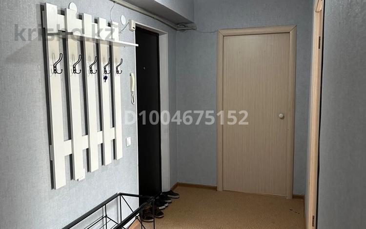 2-комнатная квартира · 73 м² · 4/9 этаж, Аль- фараби 16 за 200 000 ₸ в Усть-Каменогорске — фото 2