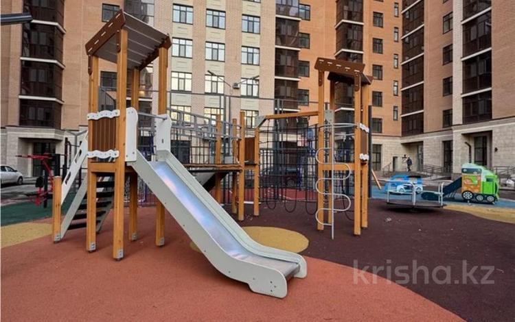 4-комнатная квартира · 141.4 м² · 9/10 этаж, мкр Юго-Восток, Микрорайон Гульдер-1 3а за 58 млн ₸ в Караганде, Казыбек би р-н — фото 2