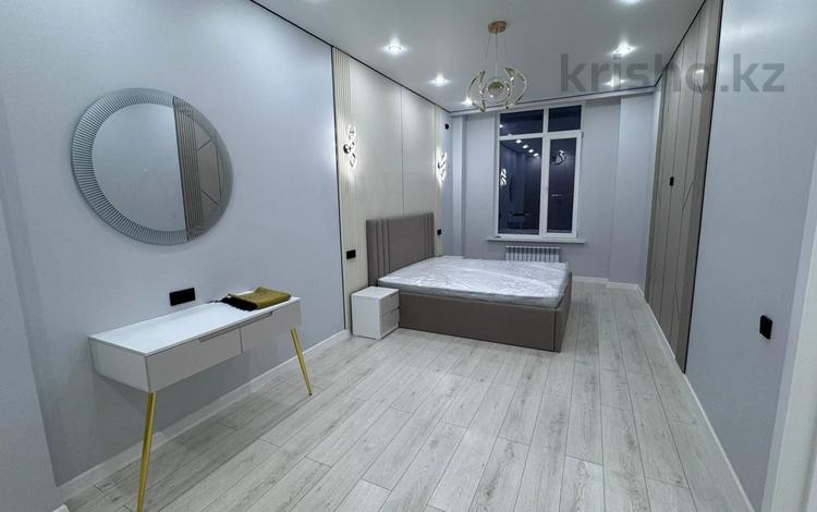 2-комнатная квартира · 83 м² · 3/12 этаж, Квартал 189 373 за 250 000 ₸ в Шымкенте, Абайский р-н — фото 4