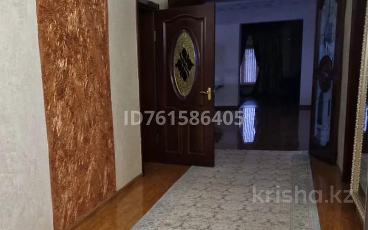 5-бөлмелі пәтер · 160 м² · 2/3 қабат, мкр Катынкопыр, Мкр Катын копр 21 — улица Аль-Фараби 21, бағасы: 60 млн ₸ в Шымкенте, Абайский р-н — фото 2