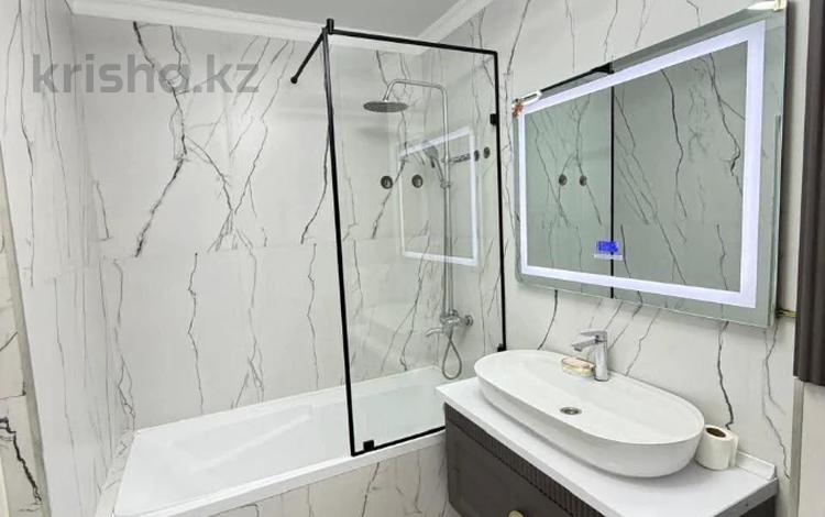 3-комнатная квартира · 105 м² · 3/15 этаж, Егизбаева — Каныша Сатпаева за 116 млн ₸ в Алматы, Бостандыкский р-н — фото 2