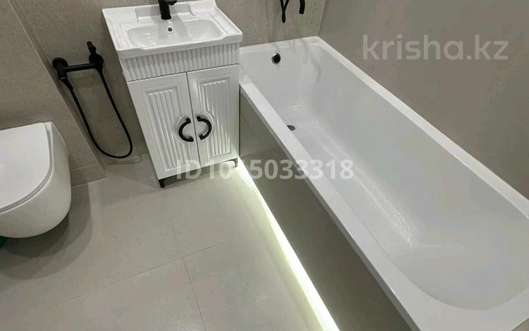 1-комнатная квартира · 38.3 м² · 3/12 этаж, мкр Акбулак, Момышулы 100 за 25.8 млн ₸ в Алматы, Алатауский р-н — фото 2
