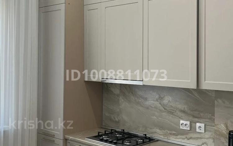 1-бөлмелі пәтер · 50 м² · 8/9 қабат, мкр. Алтын орда, Мустафы Шокая — Возле Арасан делюкс , сзади Даму, бағасы: 250 000 ₸ в Актобе — фото 2