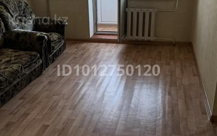 3-бөлмелі пәтер · 60 м² · 4/5 қабат, 342-й квартал 15 — Мереке, бағасы: 170 000 ₸ в Семее — фото 2