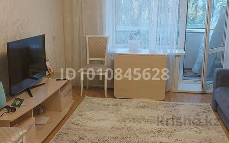 3-бөлмелі пәтер · 60 м² · 4/6 қабат, 9-й микрорайон, Садовая — Тубдиспансер, бағасы: 29 млн ₸ в Костанае — фото 2