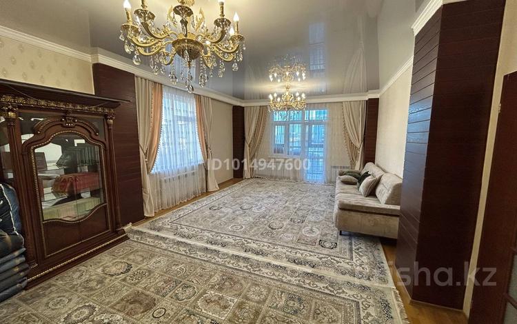 3 бөлме · 200 м² · 5/12 қабат, Сарайшык 34 — Байтерек, бағасы: 60 000 ₸ в Астане, Есильский р-н — фото 2