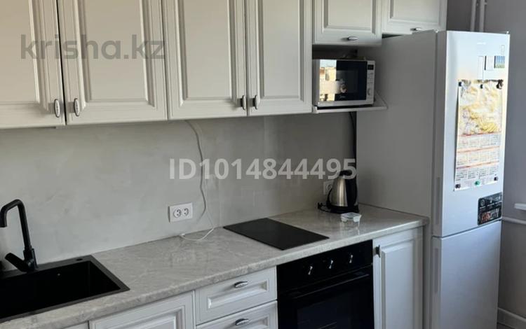 4-комнатная квартира · 80 м² · 8/10 этаж, мкр Юго-Восток, мкр Степной 4 19 — Район старой корзины за 30.3 млн ₸ в Караганде, Казыбек би р-н — фото 2