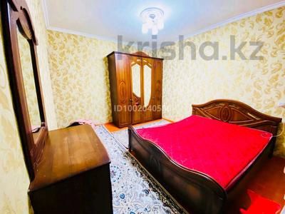 3-комнатная квартира · 80 м² · 4/4 этаж, 2 микрорайон 24 — Жаугашты базар за 80 000 〒 в Туркестане