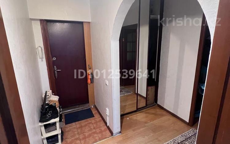 3-бөлмелі пәтер · 60 м² · 1/5 қабат, Клочкова 154 — Ауезова Букар жырау, бағасы: 53 млн ₸ в Алматы, Бостандыкский р-н — фото 2