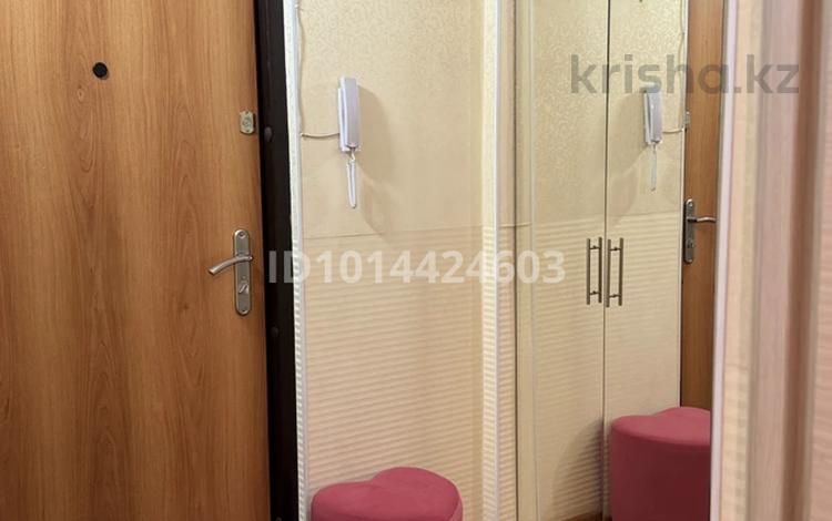 1-комнатная квартира · 29 м² · 8/10 этаж, Назарбаева 301 за 120 000 ₸ в Павлодаре — фото 2