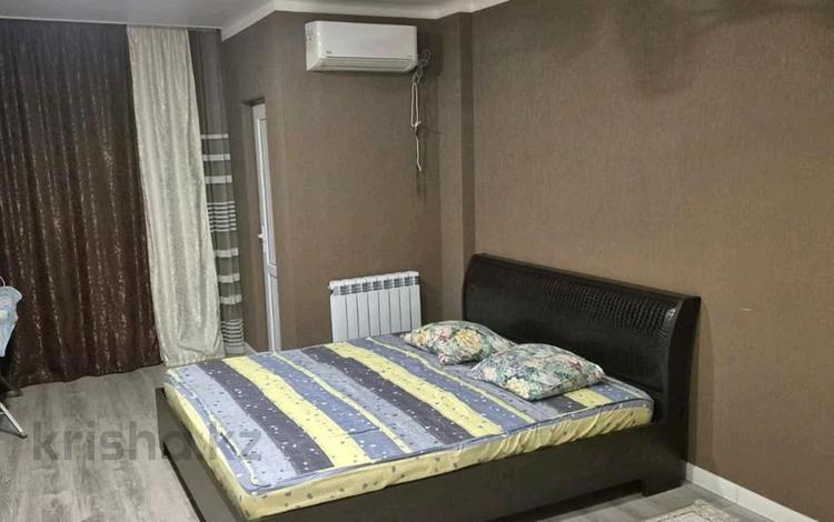 2-комнатная квартира · 70 м² · 4/12 этаж, мкр Кайтпас 1, Байдибек би 116 за 230 000 ₸ в Шымкенте, Каратауский р-н — фото 2