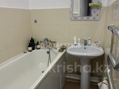 2-бөлмелі пәтер · 64 м² · 2/3 қабат, Е. Бозгулова 9 — Областной детский больница жаны, бағасы: 50 000 ₸ в 