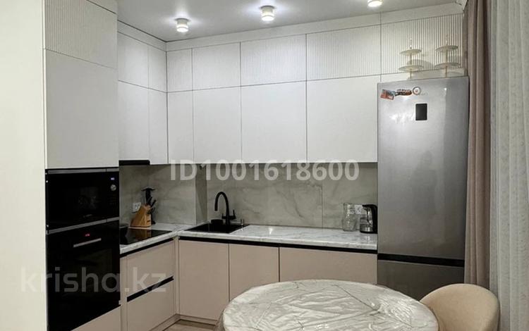 3-бөлмелі пәтер · 64 м² · 14/17 қабат, Майкудук, Мкр Мамыраева 11/1, бағасы: 33 млн ₸ в Караганде, Алихана Бокейханова р-н — фото 2