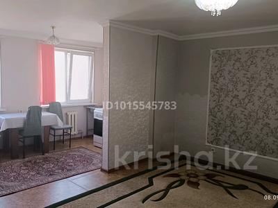 3-комнатная квартира · 70 м² · 6/9 этаж, мкр Нурсат 3 35 за 200 000 ₸ в Шымкенте, Каратауский р-н