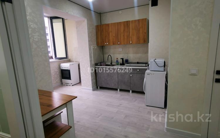 1-бөлмелі пәтер · 40 м² · 1/6 қабат, 39-ш/а. 10, бағасы: 120 000 ₸ в Актау, 39-й мкр — фото 2