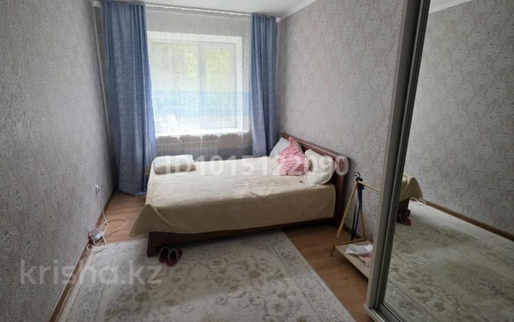 2-комнатная квартира · 60 м² · 1/5 этаж, Молдагулова 17/6 за 180 000 ₸ в Усть-Каменогорске — фото 2