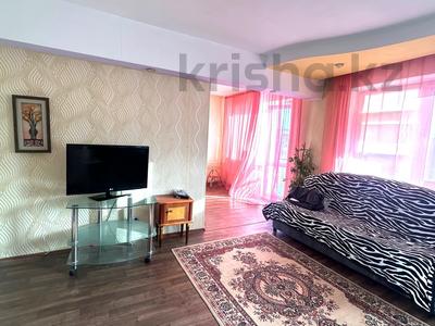 2-комнатная квартира · 42 м² · 4/5 этаж, Ленинградская 50 за 6.8 млн 〒 в Шахтинске