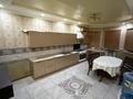 Отдельный дом · 9 комнат · 450 м² · 20 сот., мкр Ракуша, Мухит Сакпарова 40 за 400 000 ₸ в Атырау — фото 23