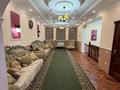 Отдельный дом · 9 комнат · 450 м² · 20 сот., мкр Ракуша, Мухит Сакпарова 40 за 400 000 ₸ в Атырау — фото 28