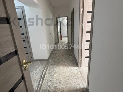 3 комнаты · 70 м² · 3 этаж, 24 16/2 за 20 000 〒 в Туркестане