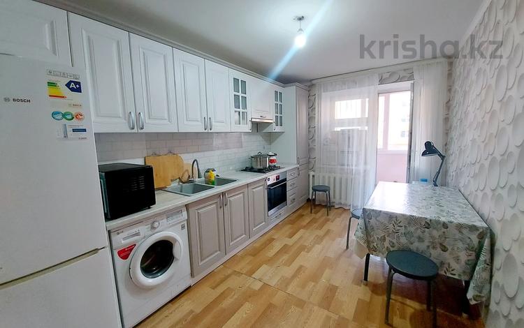 3-комнатная квартира · 77 м² · 2/5 этаж, Монкеулы за 24.5 млн ₸ в Уральске — фото 2